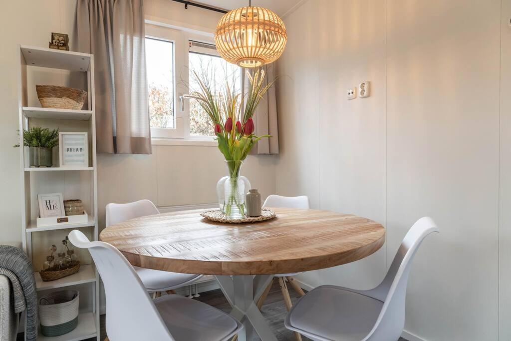 Gezellig Modern Chalet Midden Op De Veluwe Эпе Экстерьер фото